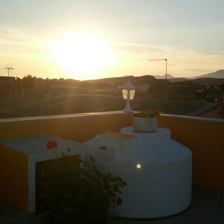 Domos Le Due Tuie Piscinas Exterior foto